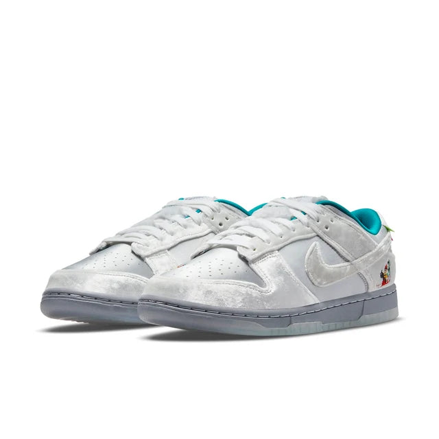 SB dunks "ICE: