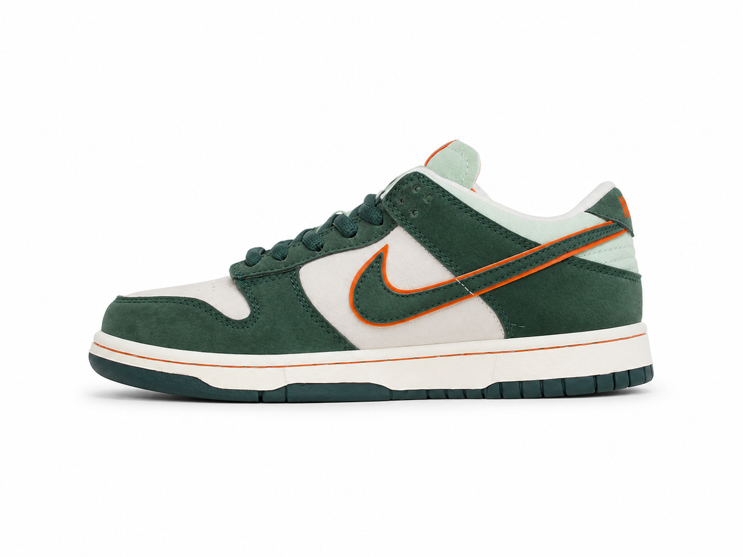 SB Dunks Otomo (Green)